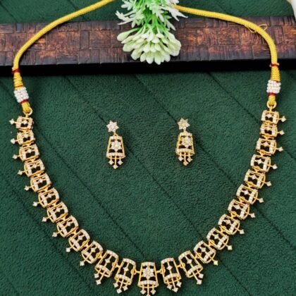 Fancy Kemp Matte Gold Necklace Set For Women